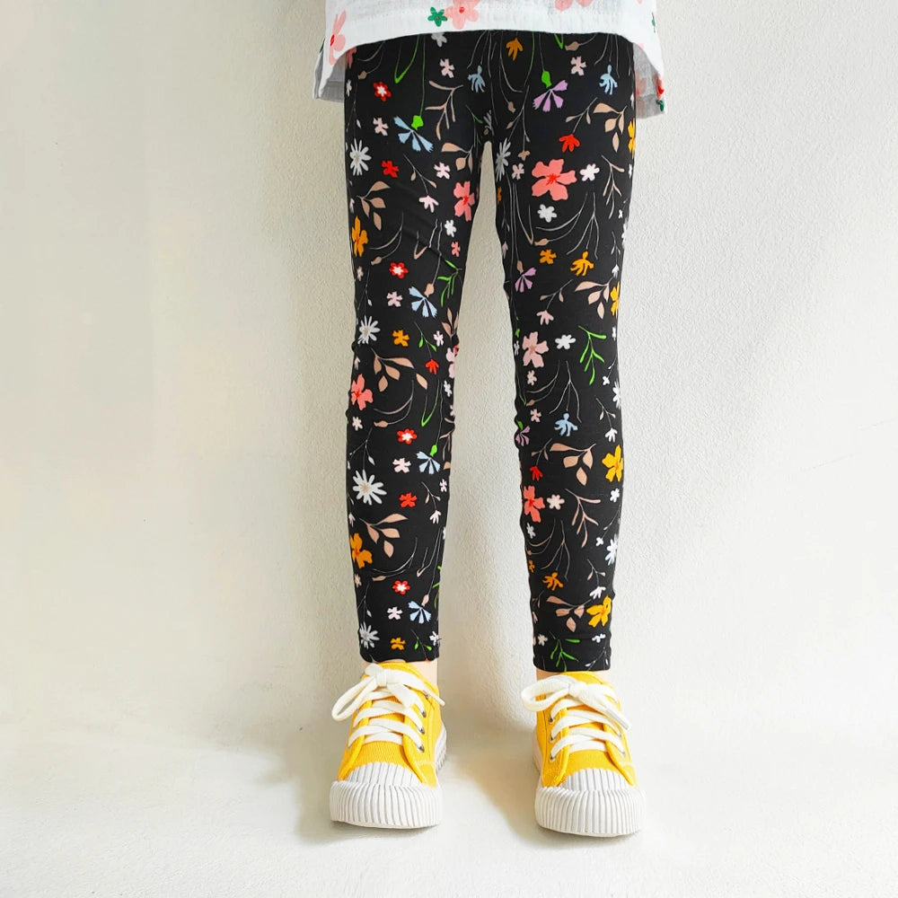 Adorable Little Girls Leggings Flowers